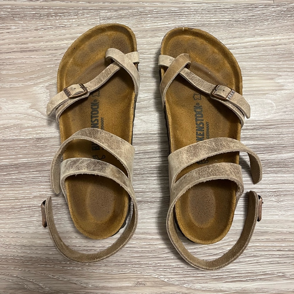 Birkenstock Yara Oiled Leather Sandals - Tobacco